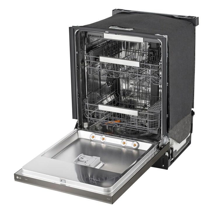 Smart FlushFit™ Top Control Dishwasher with 1-Hour Wash & Dry, QuadWash® Pro, TrueSteam® and Dynamic Heat Dry™ w/AutoVent Dry™ view 3