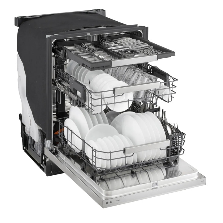 Smart FlushFit™ Top Control Dishwasher with 1-Hour Wash & Dry, QuadWash® Pro, TrueSteam® and Dynamic Heat Dry™ w/AutoVent Dry™ view 6