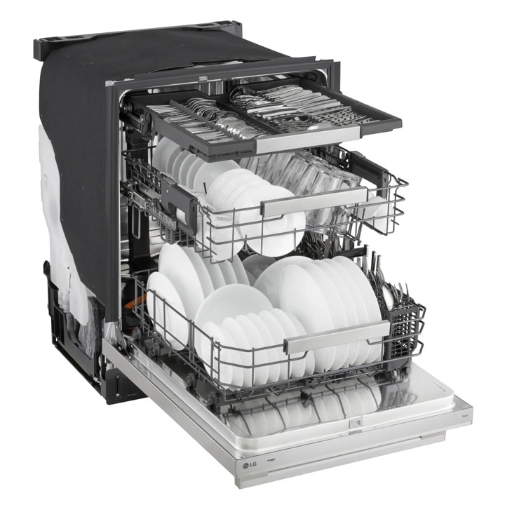 Smart FlushFit™ Top Control Dishwasher with 1-Hour Wash & Dry, QuadWash® Pro, TrueSteam® and Dynamic Heat Dry™ w/AutoVent Dry™ view 7