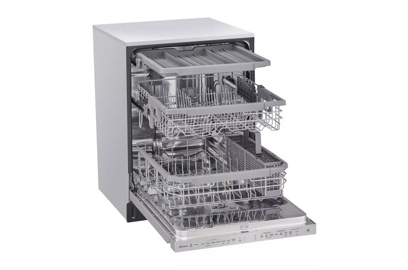 Top Control Smart wi-fi Enabled Dishwasher with QuadWash™ and TrueSteam® view 6