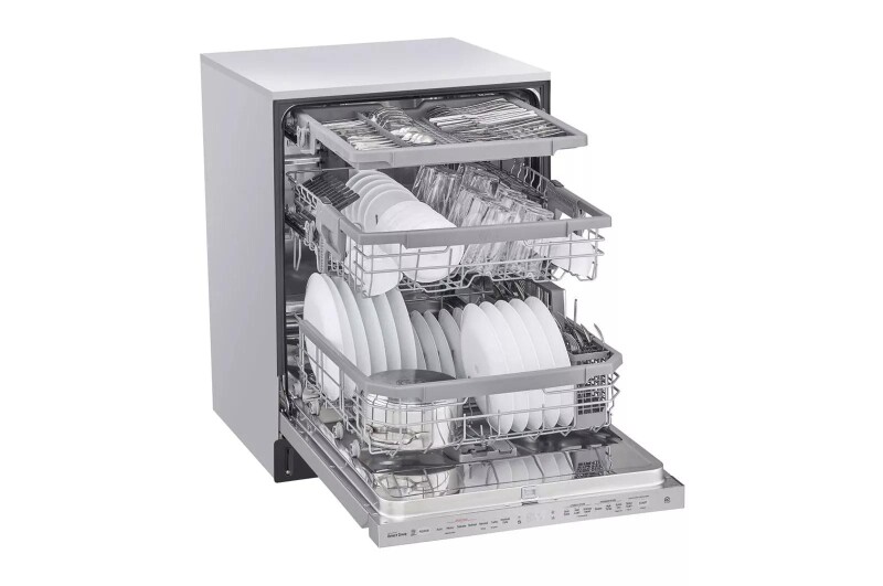 Top Control Smart wi-fi Enabled Dishwasher with QuadWash™ and TrueSteam® view 7