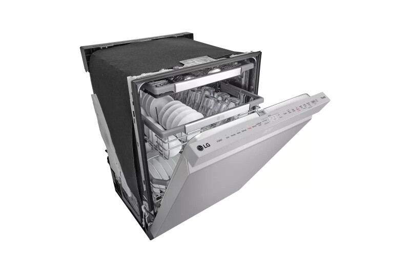 Smart Top Control Dishwasher with 1-Hour Wash & Dry, QuadWash® Pro, TrueSteam® and Dynamic Heat Dry™ view 7