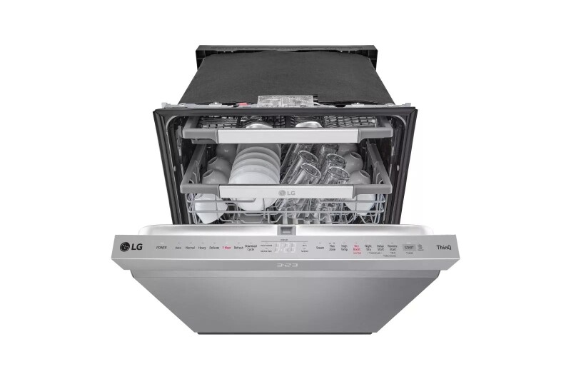 Smart Top Control Dishwasher with 1-Hour Wash & Dry, QuadWash® Pro, TrueSteam® and Dynamic Heat Dry™ view 4