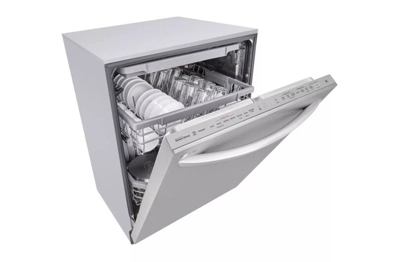 Top Control Smart wi-fi Enabled Dishwasher with QuadWash™ and TrueSteam® LDT6809SS