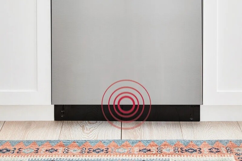 Top-Control Dishwasher with 1-Hour Wash & Dry, QuadWash® Pro, and Dynamic Heat Dry™ view 8