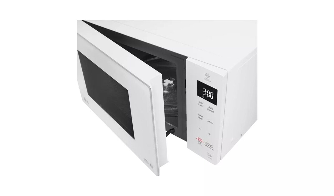 0.9 Cu. Ft. Neochef™ Countertop Microwave With Smart Inverter And Easyclean® LMC0975SW