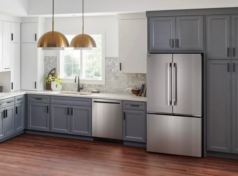 27 Cu. Ft. Smart Counter-depth Max™ French Door Refrigerator LRFLC2726S