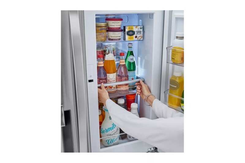 30 cu. ft. Smart Refrigerator with Craft Ice™ view 11