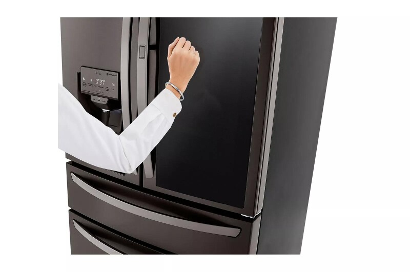 23 cu. ft. Smart InstaView™ Door-in-Door® Counter-Depth Refrigerator with Craft Ice™ view 9