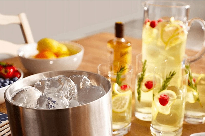 Dual Ice Maker with Craft Ice™