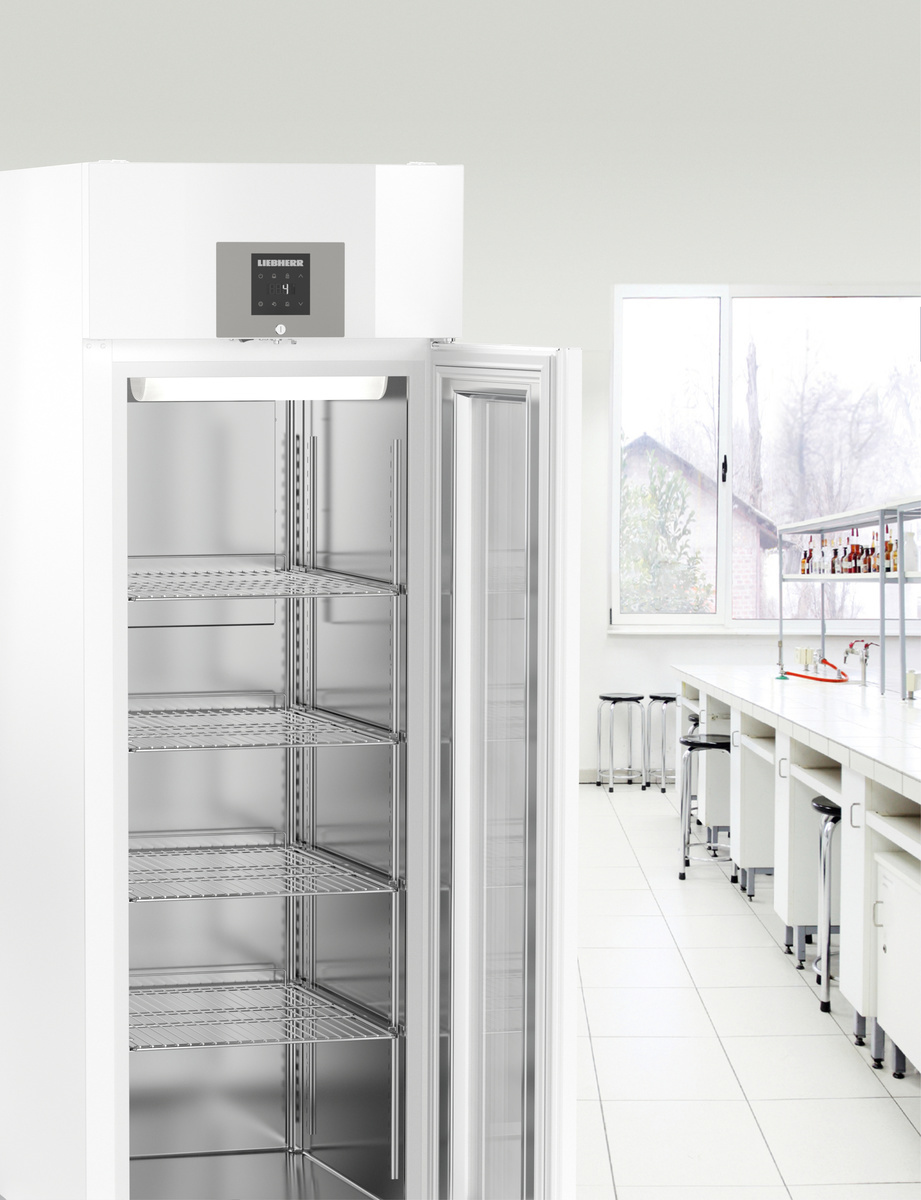 Lab refrigerator with Comfort electronic controller LRT21G1HC, product image 6 of 7