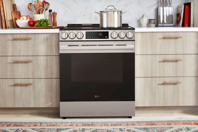 30" Electric Slide-In Ranges view 6