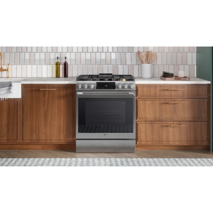 6.3 cu. ft. InstaView® Gas Slide-in Range with ProBake Convection® and Air Fry view 11