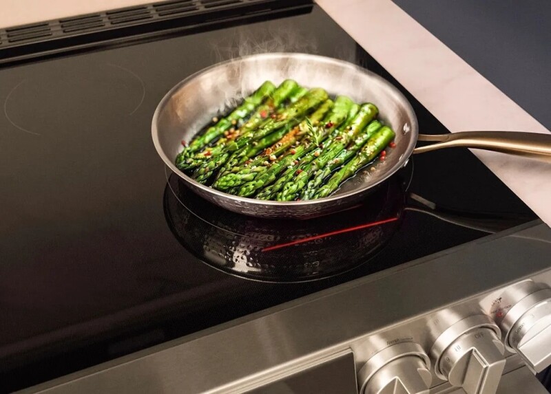6.3 Cu. Ft. Smart Induction Slide-in Range With Dynamic Probake Convection®, Air Fry, Air Sous Vide, Pizza Mode And Ai Gourmet Camera LSIU6339XE