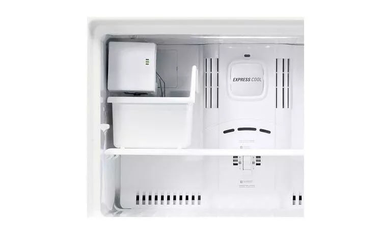 24 Cu. Ft. Large Capacity Top Freezer Refrigerator W/ice Maker (fits A 33" Opening) LTC24380SW