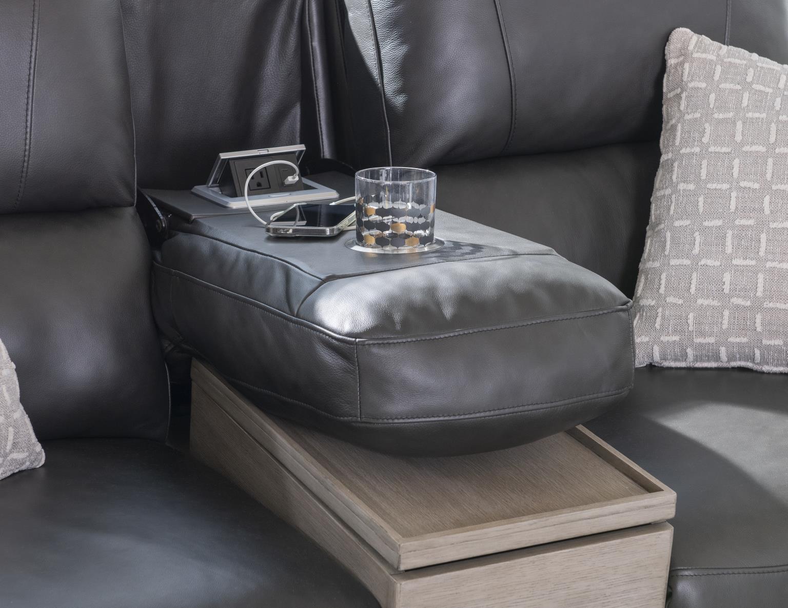 LU320 Esme Ravello Iron UP Loveseat Elements LU320L2C1500