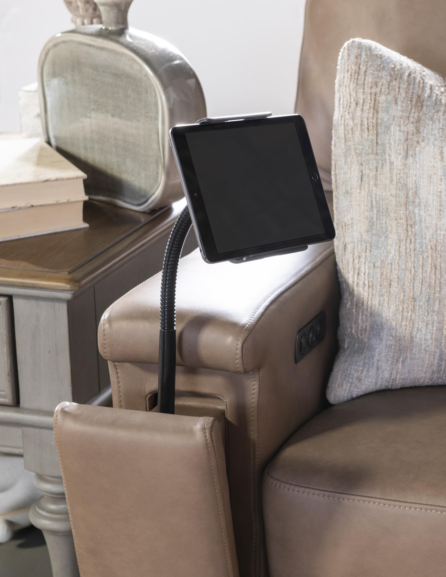 LU370 Fen Positano Fumo UP P1 Laf Glider Loveseat With Console, And One 18 In Pillow LU370LG1LV1060