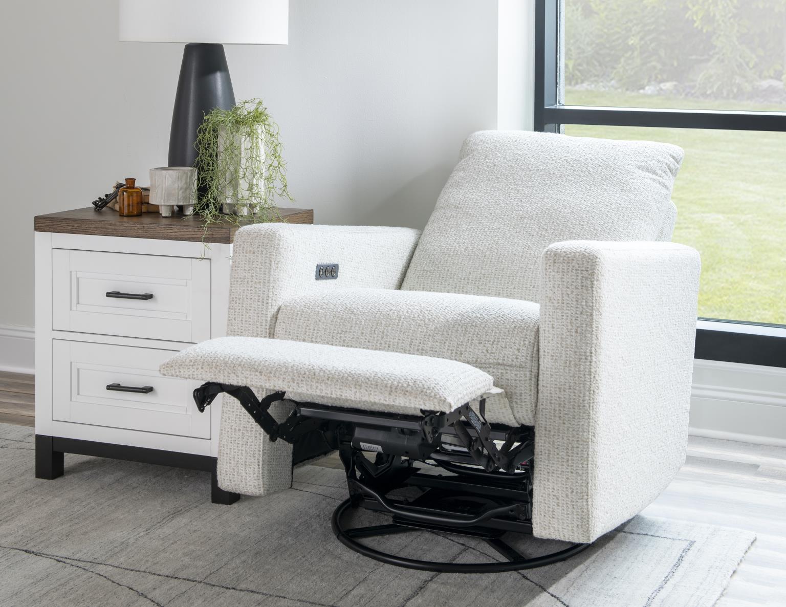LU310 Solana Positano Clay Biscotti UP Swivel Glider Mohave LU900SG501