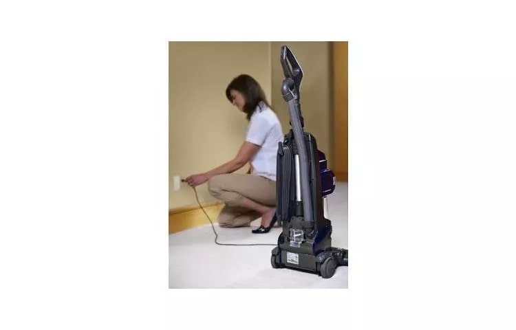Kompressor® Petcare Plus Upright Vacuum Cleaner LUV300B, product image 8 of 8
