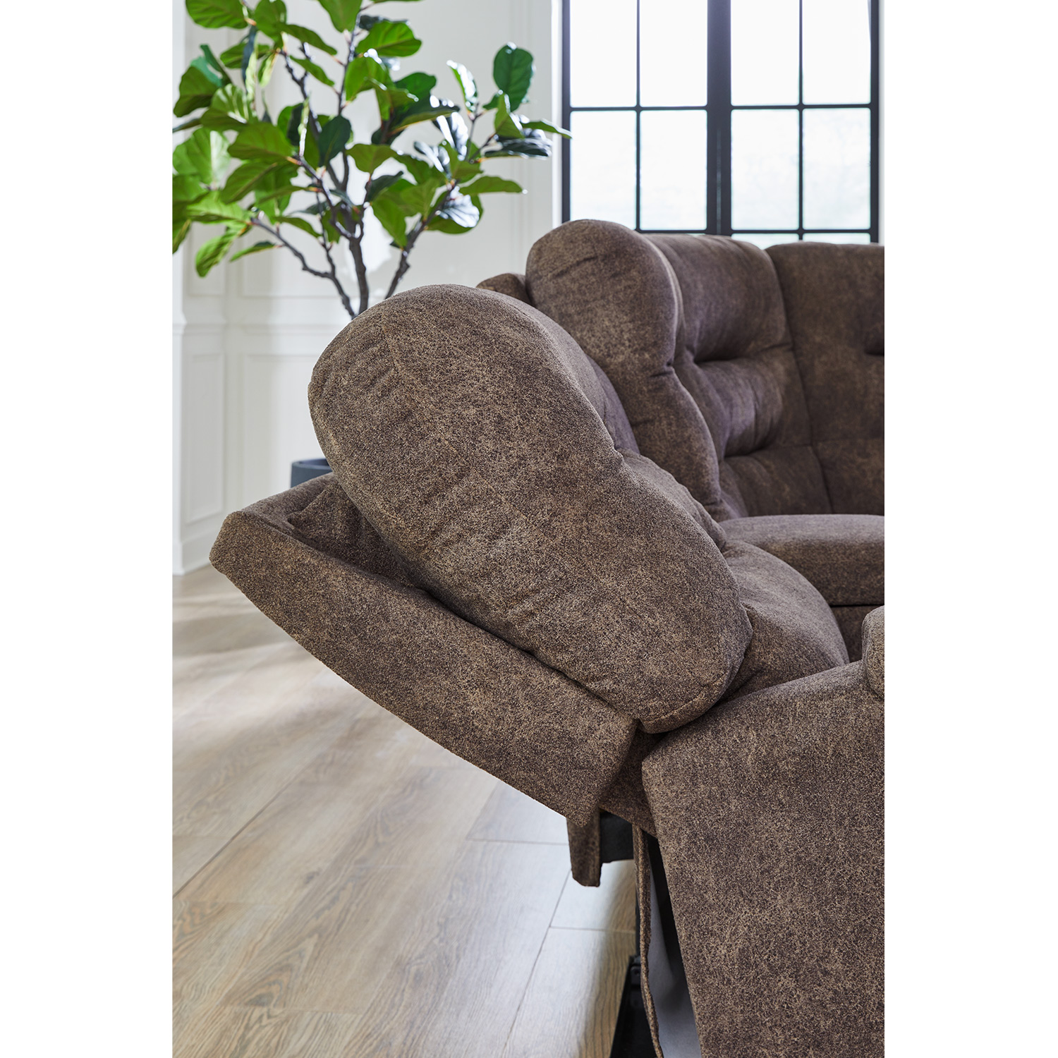 Unity - Pillow Back, Reclining Sectional - M735RA M735RA
