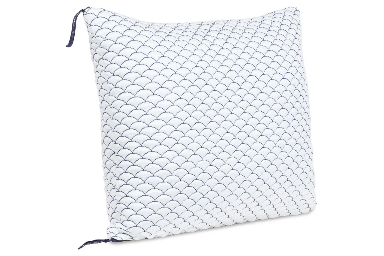 DreamCloudTM Classic Queen and King Pillow Set of 4 In White M88902