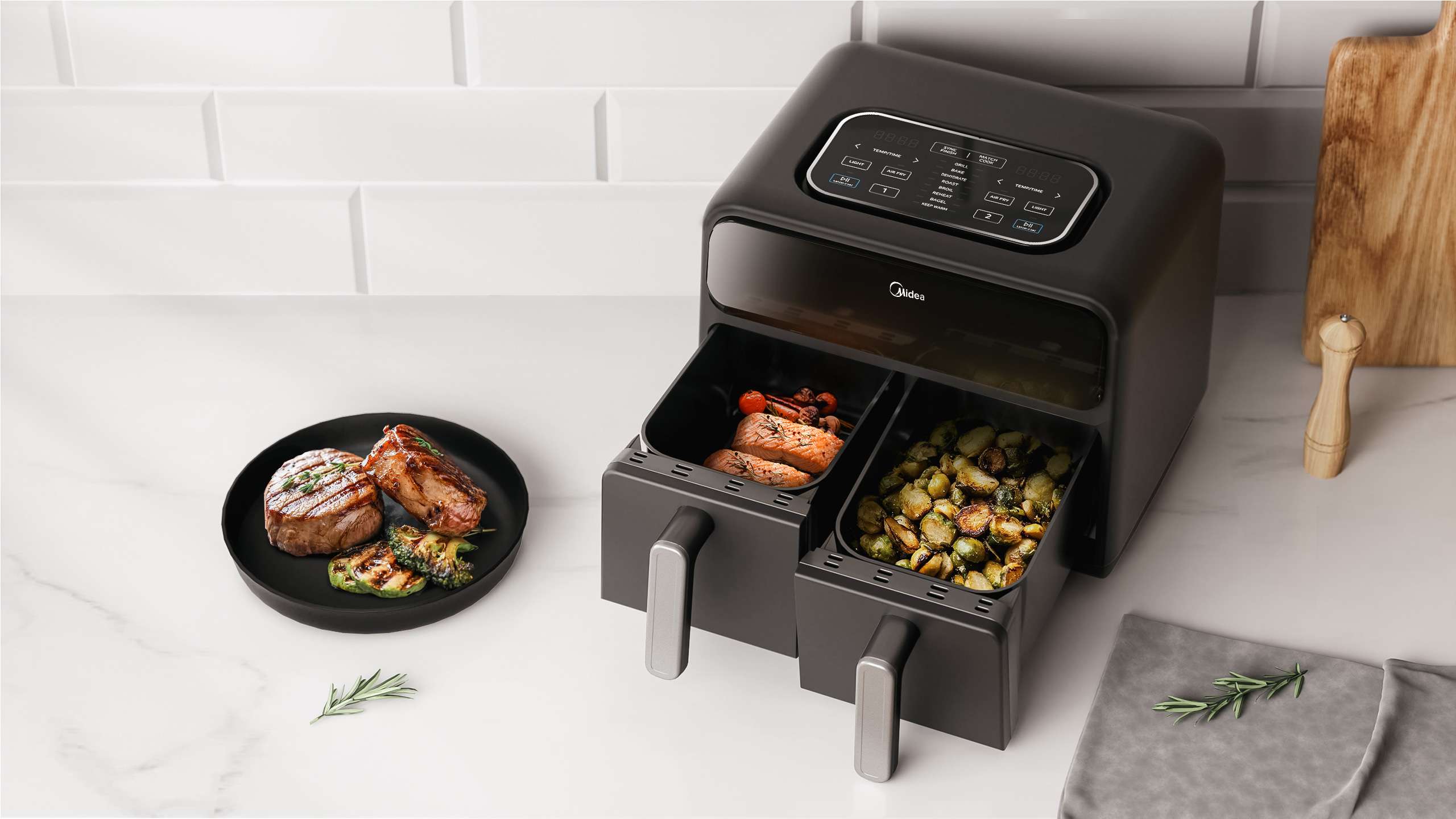8.4 qt. 9-in-1 Dual-Zone Air Fryer Oven MAD861D8ADKL