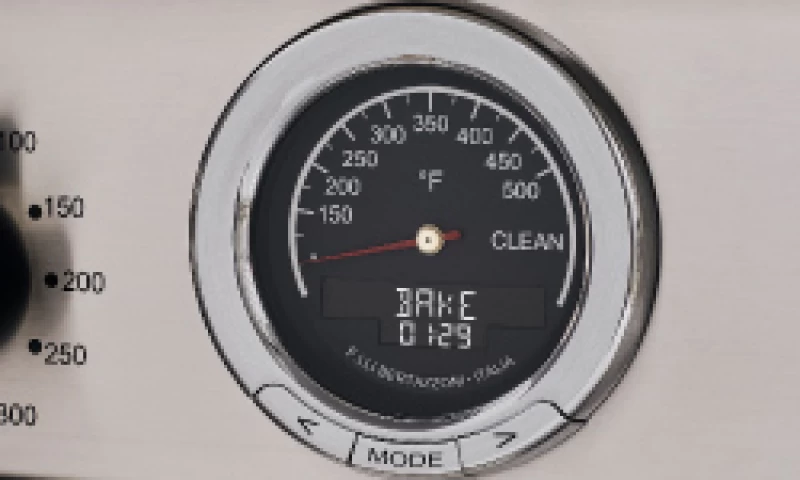 36 inch Induction Range, 5 Heating Zones, Electric Self-Clean Oven view 3