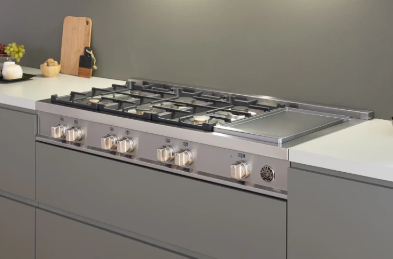 48 Gas Rangetop 6 brass burners + electric griddle MAST486GRTBXT