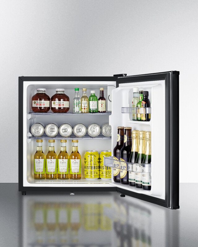 18" Wide Compact Minibar MB41B