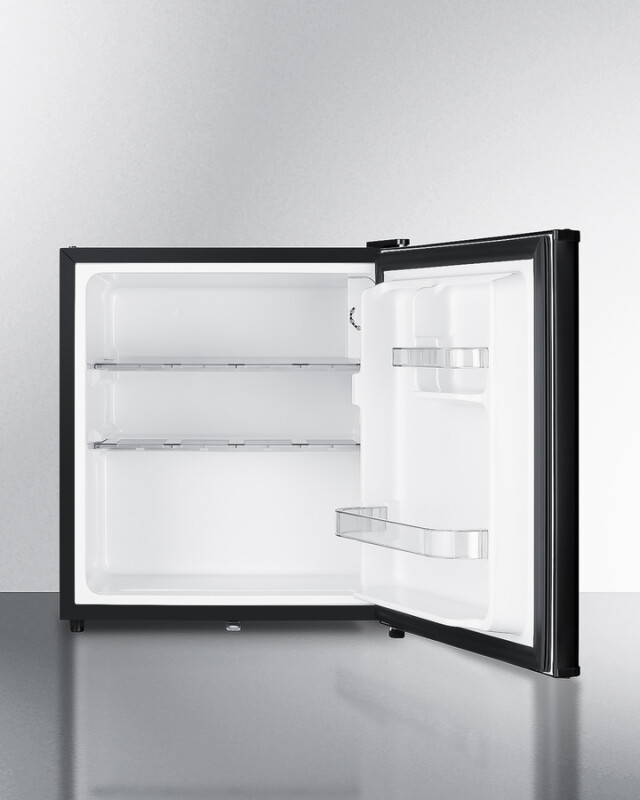 18" Wide Compact Minibar MB41B