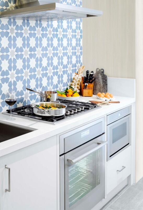 Masterpiece Single Wall Oven 30" MED301WS