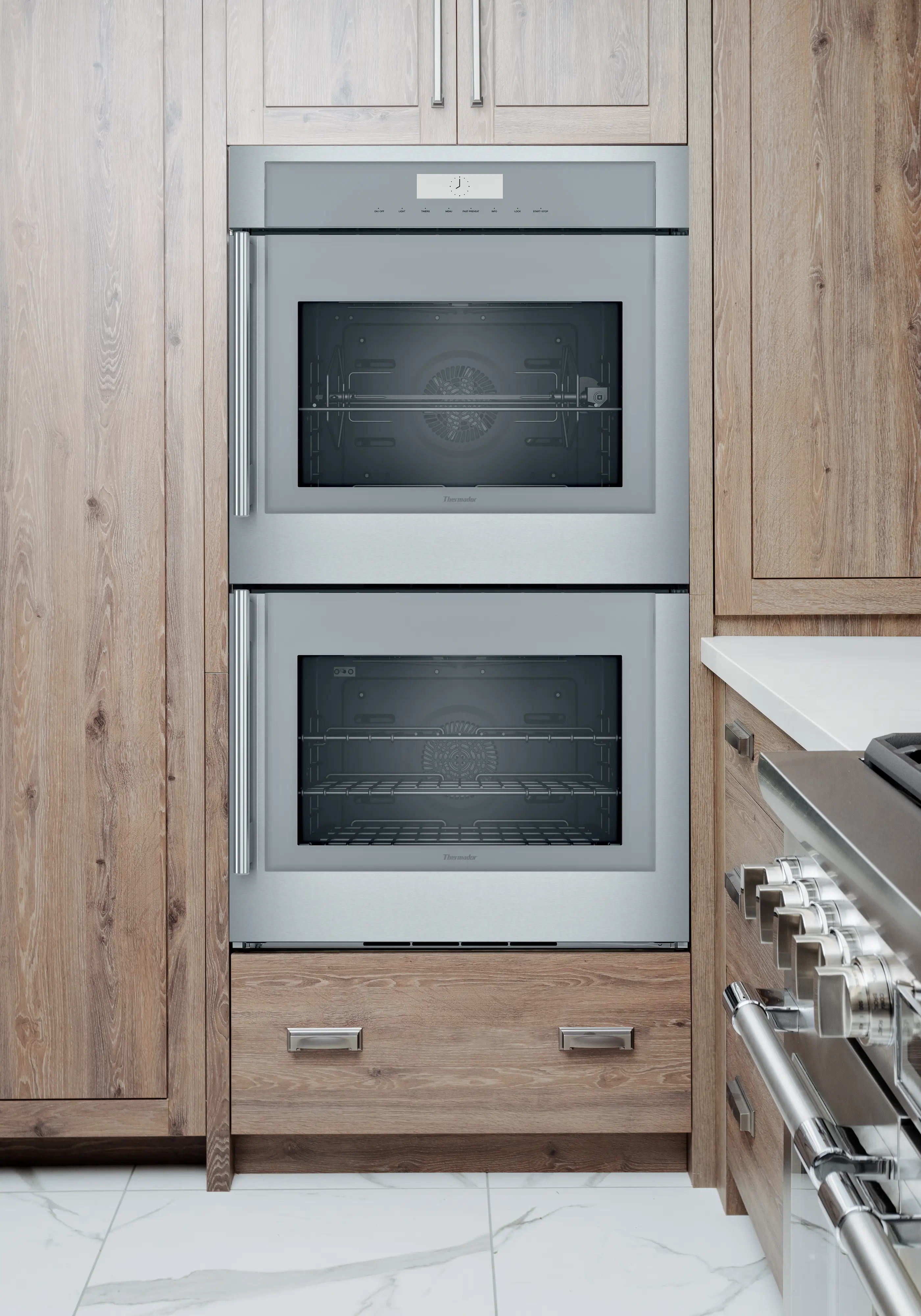 Masterpiece® Double Wall Oven 30'' MED302RWS