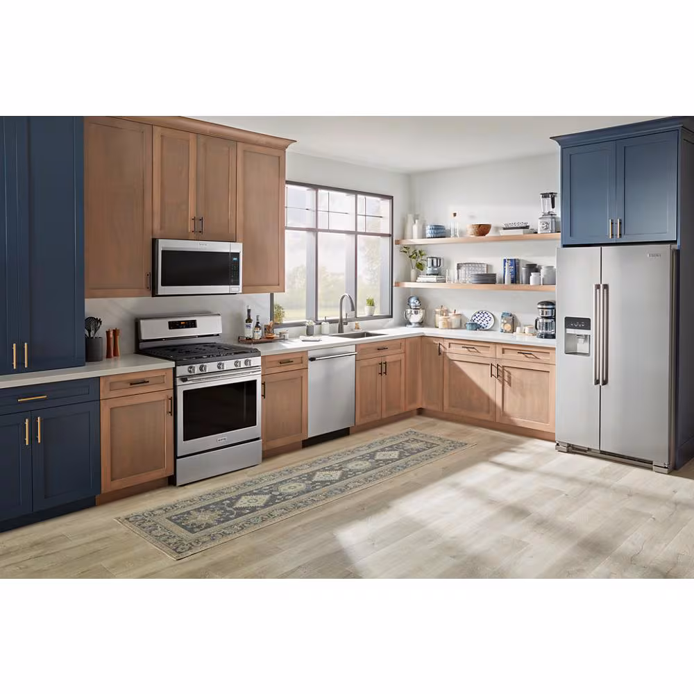30-inch Wide Electric Range with Steam Clean - 5.3 cu. ft. view 8