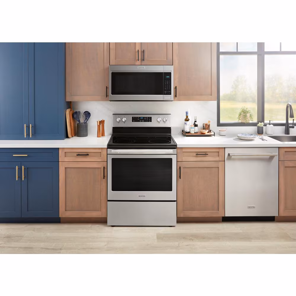 30-inch Wide Electric Range with Steam Clean - 5.3 cu. ft. view 2