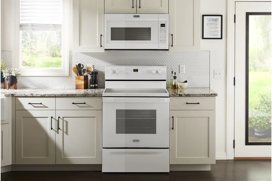 30-Inch Wide Electric Range With Shatter-Resistant Cooktop - 5.3 Cu. Ft. MER6600FW