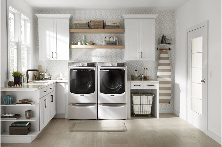 Smart Front Load Gas Dryer with Extra Power and Advanced Moisture Sensing Plus - 7.3 cu. ft. view 6