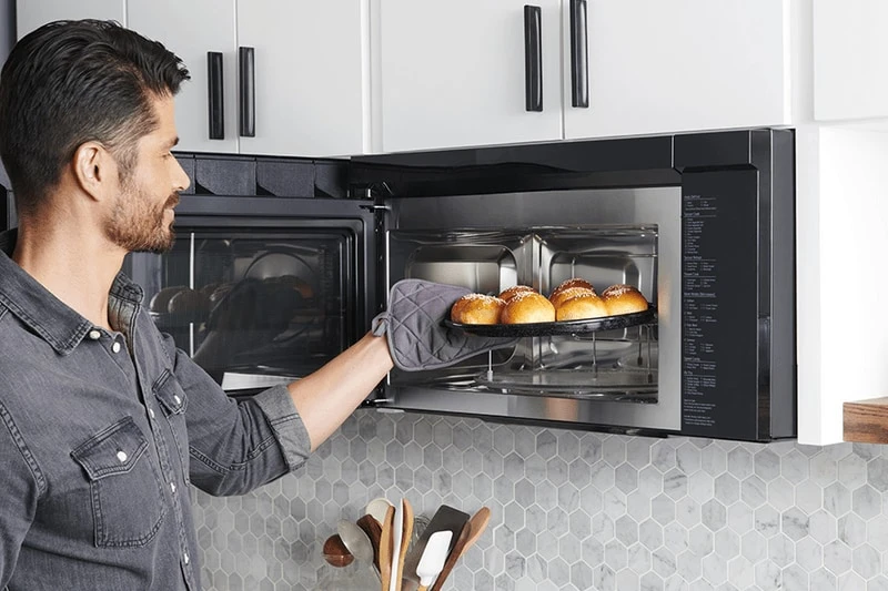 Fast, Even Convection Baking and Roasting