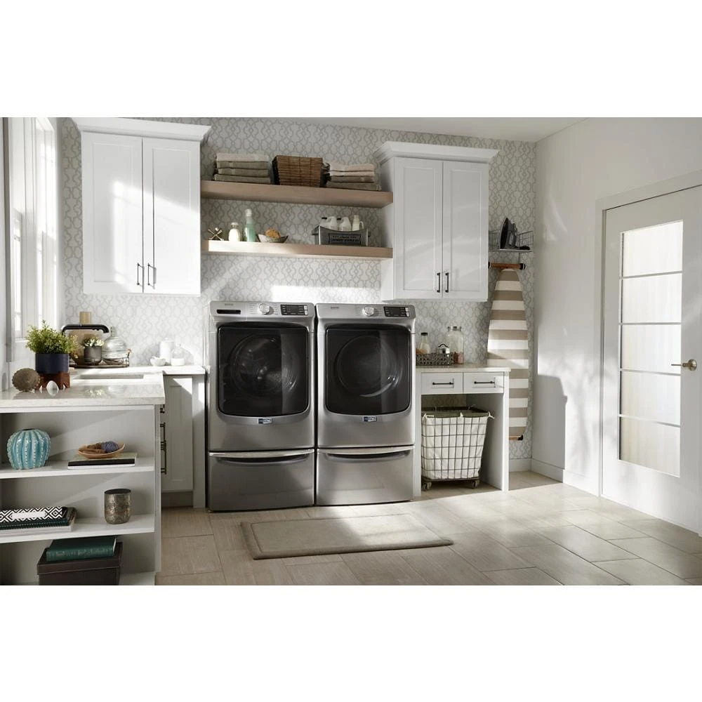Front Load Washer with Extra Power and 16-Hr Fresh Hold option - 4.8 cu. ft. view 3
