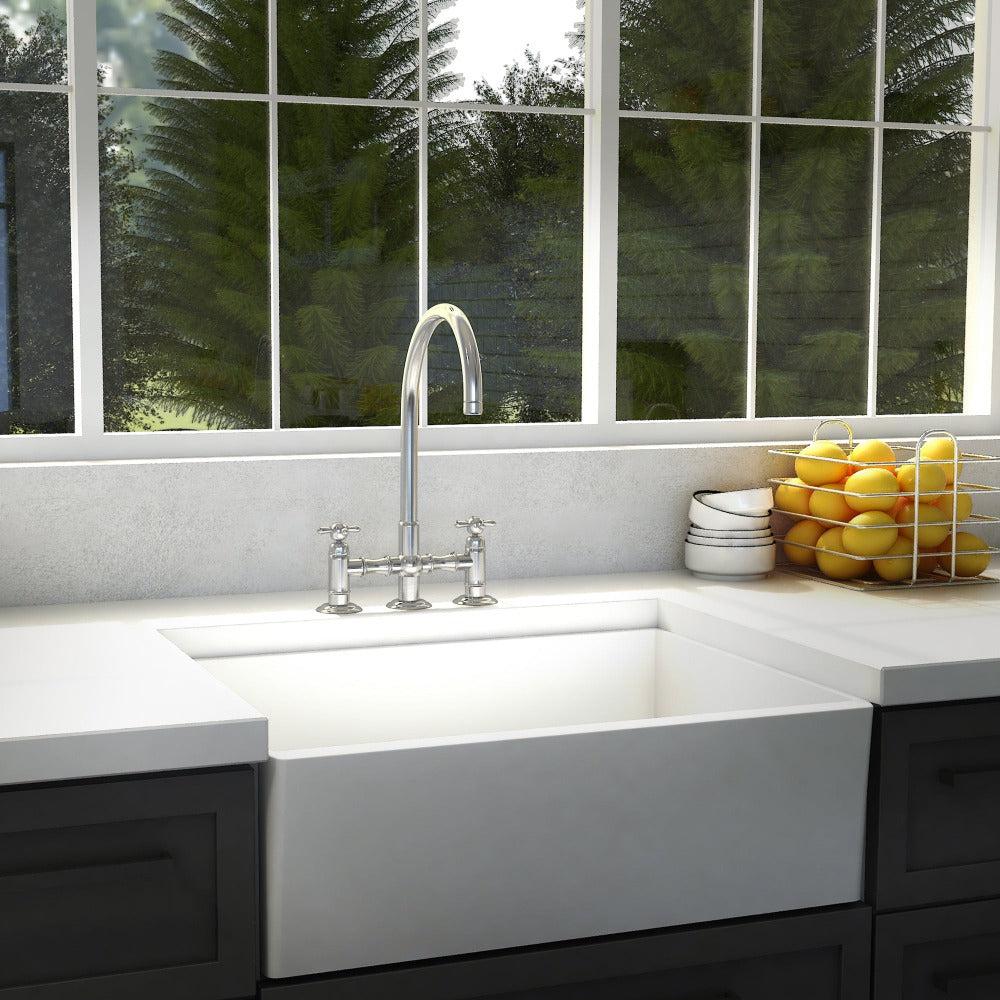 Mona Kitchen Faucet And Side Sprayer In Chrome MNAKFCH
