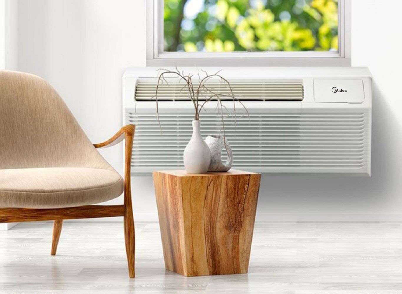 12,000 BTU 230V/208V Heat Pump PTAC MP12EMB32