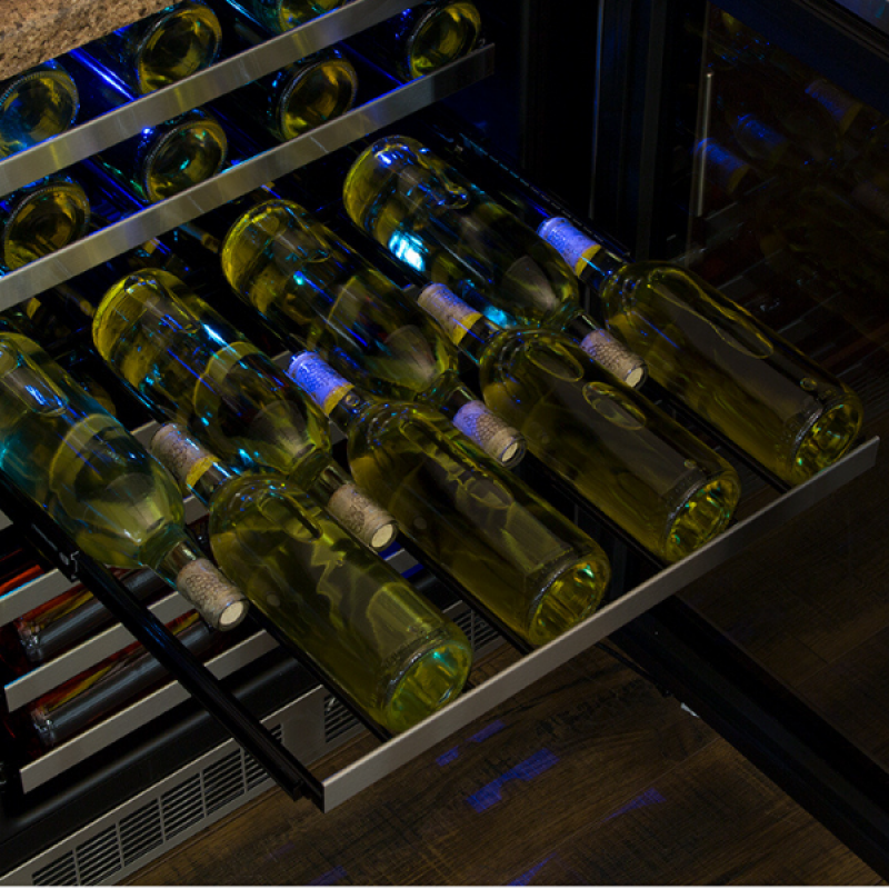 24-In Professional Built-In Single Zone Wine Refrigerator With Reversible Hinge view 4