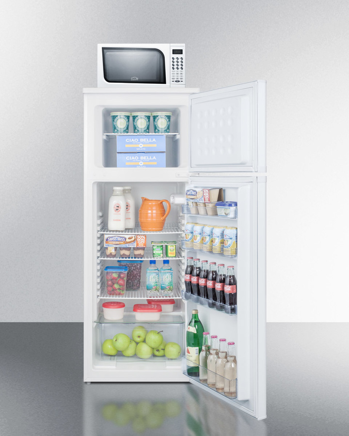 Microwave/Refrigerator-Freezer Combination MRF961