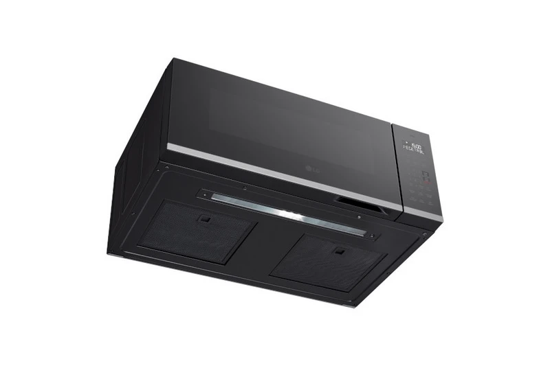 Remove Smoke and Odors with 4-speed, 400 CFM Ventilation