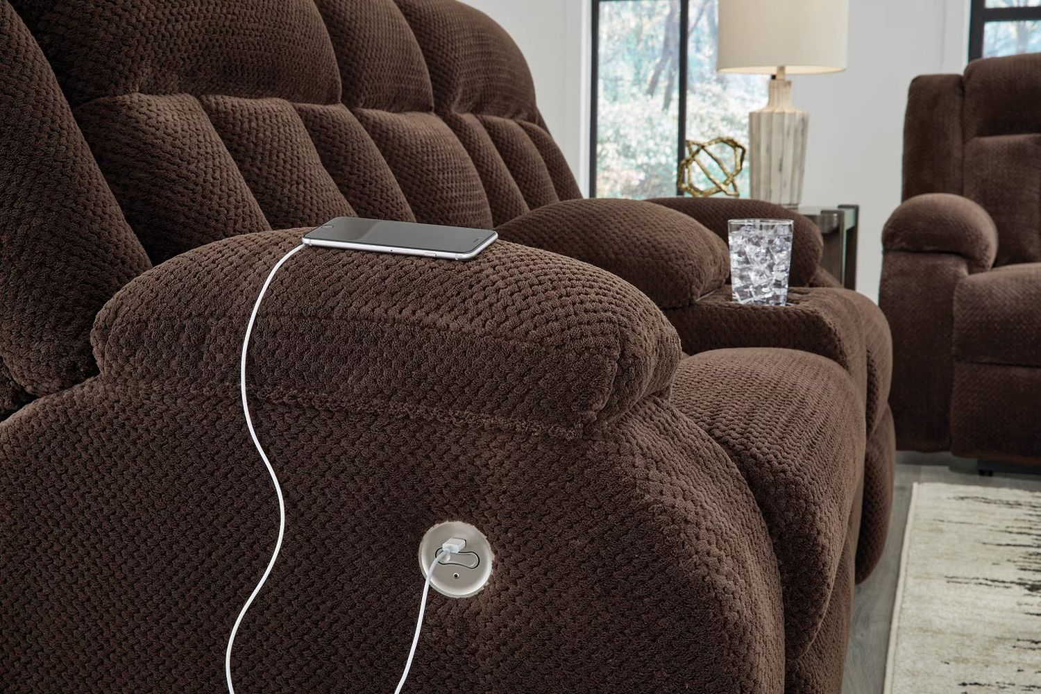 Free Wake Power Reclining Loveseat with Console In Chocolate NC2140696