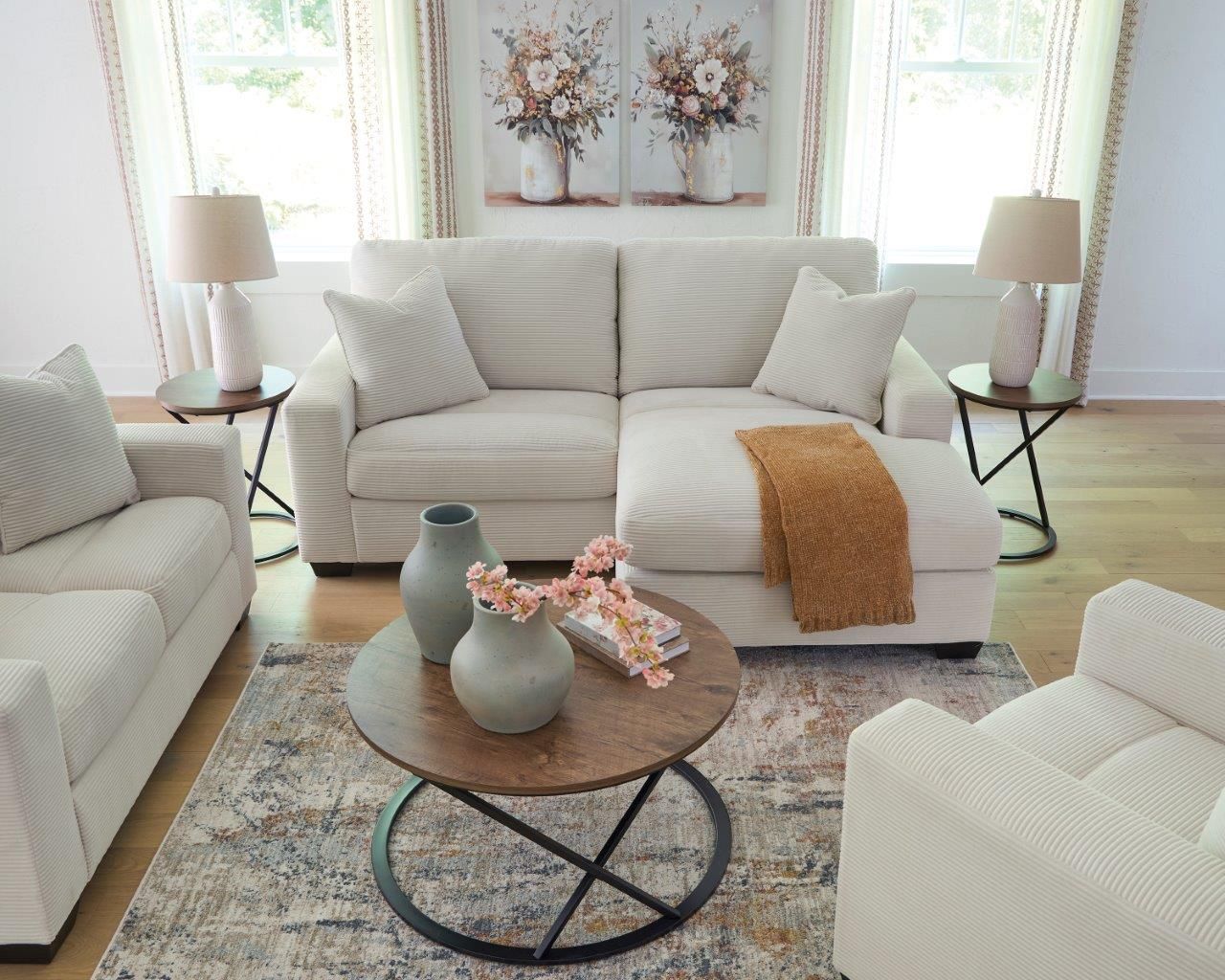 Ammon Sofa Chaise In Ivory NC3200618