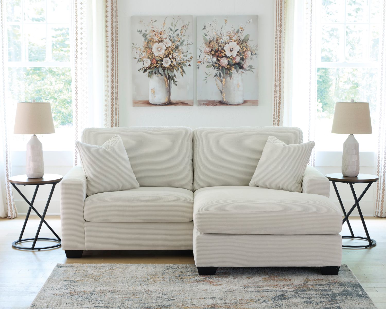 Ammon Sofa Chaise In Ivory NC3200618