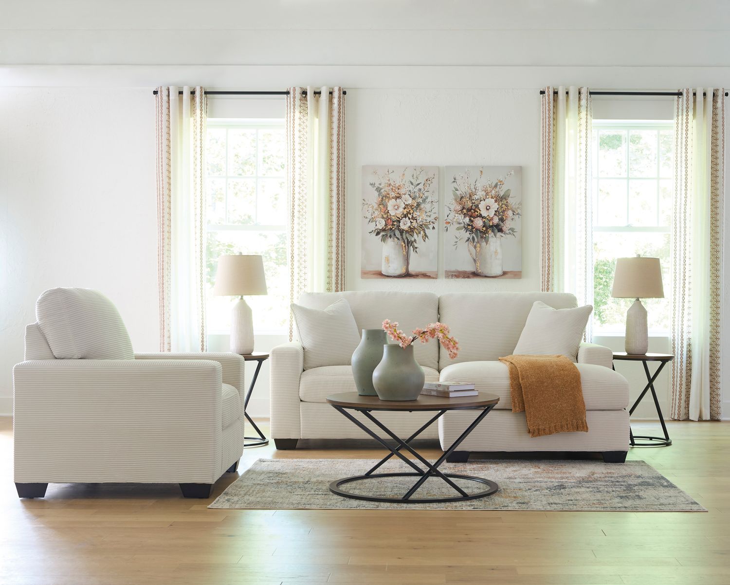 Ammon Sofa Chaise In Ivory NC3200618