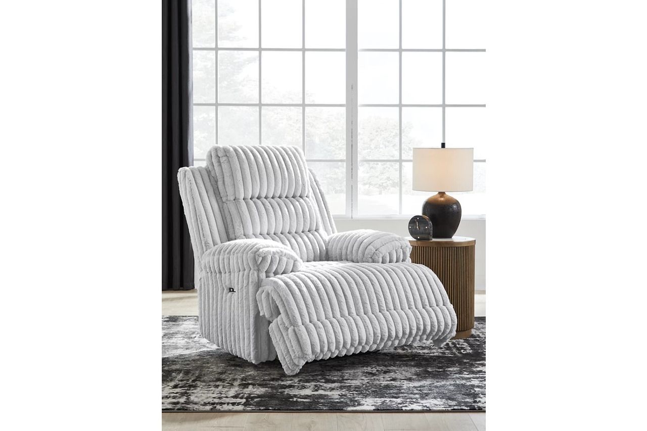 Higgesbee Recliner In Alloy NC4280406