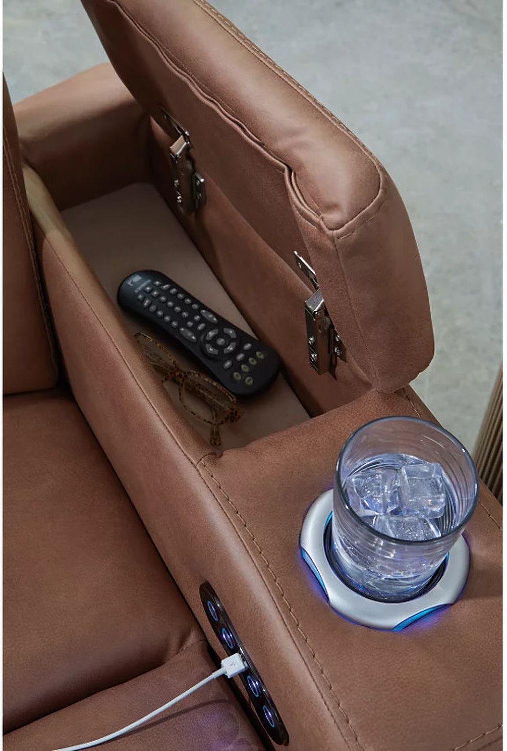 Wonder Waves Power Recliner In Caramel NC5010113