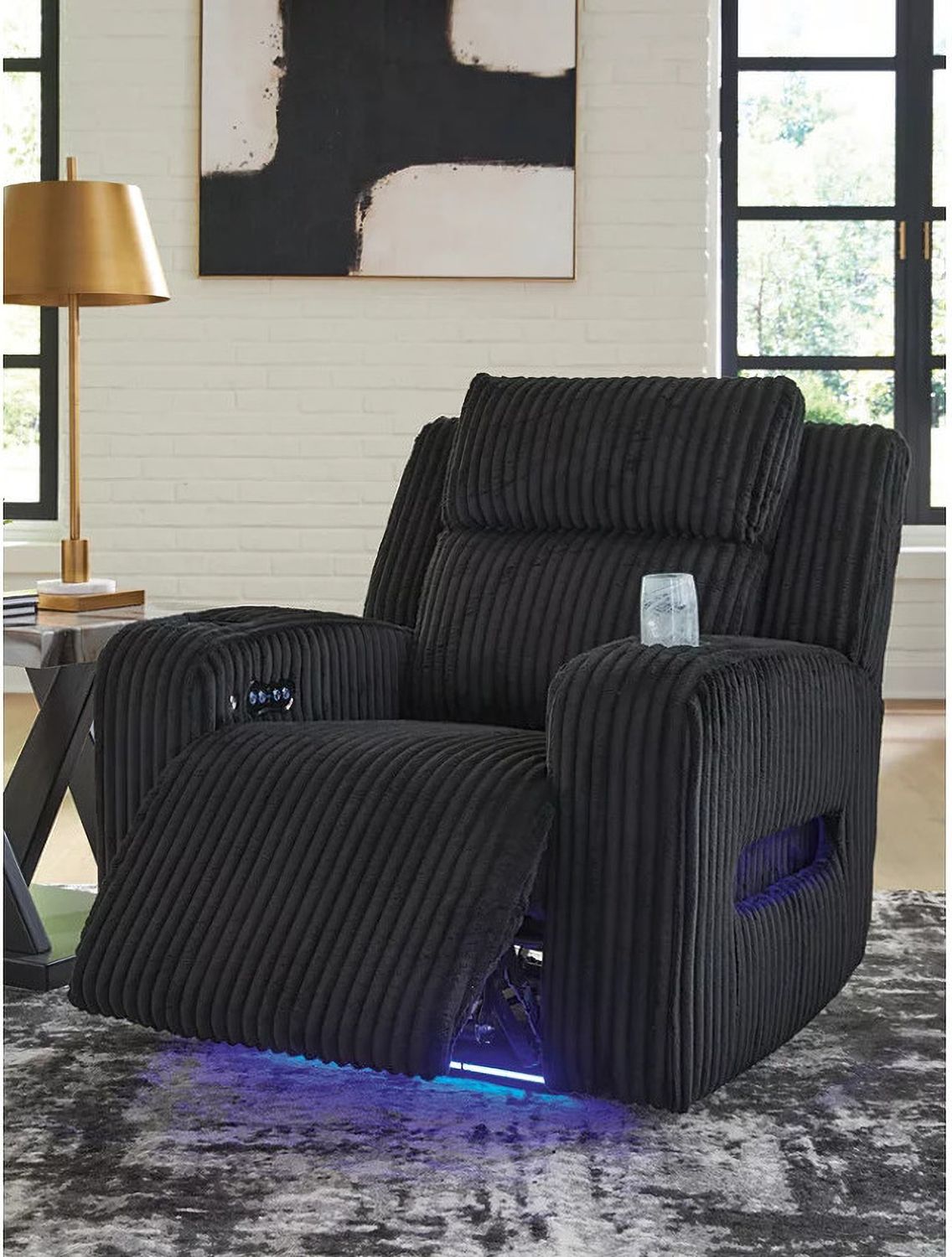 Broad Cove Power Recliner In Black NC6420213